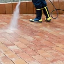 Things To Look For When Choosing Professional Pressure Washing